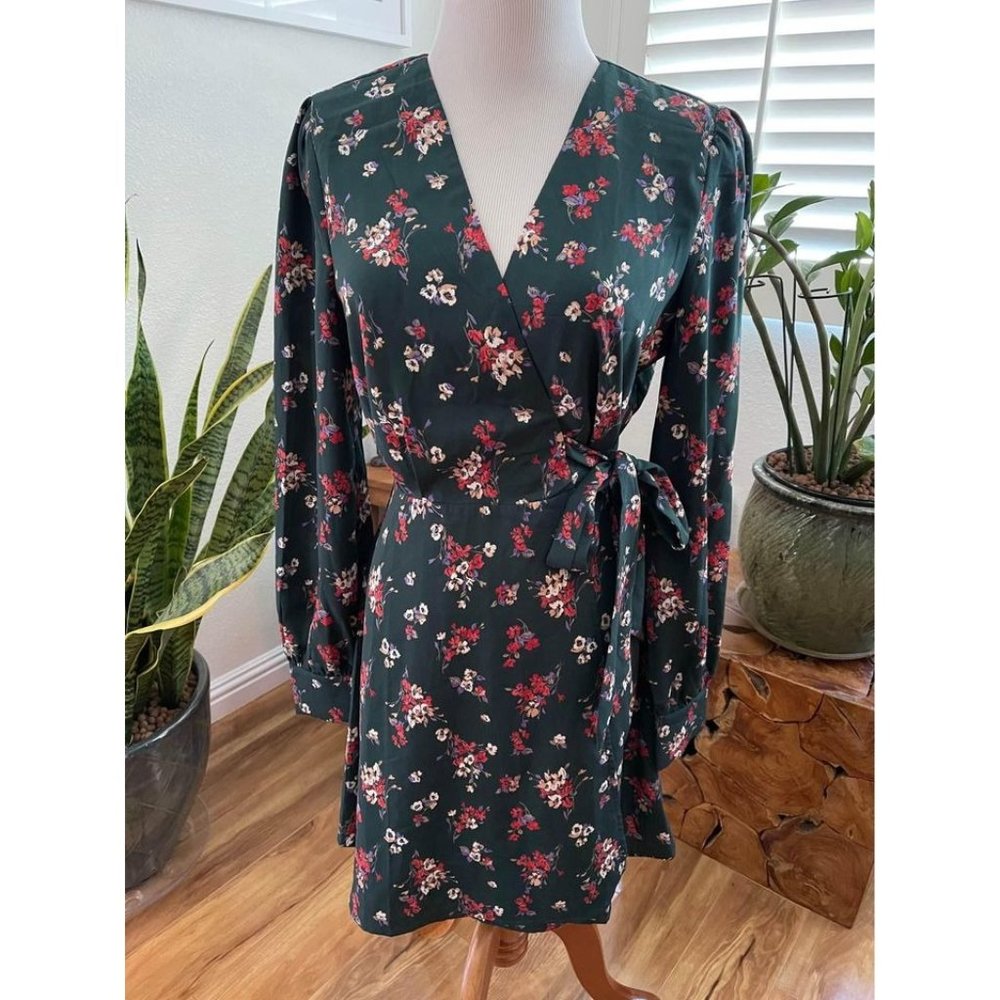 Lost Wander Womens Hailey Crepe Floral Wrap Dress Small Green Print S